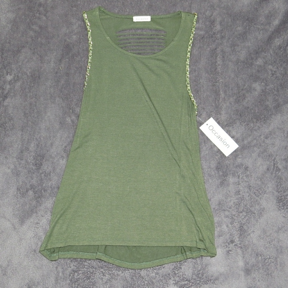 Green Tank w/Back Cutouts and Gold Chain